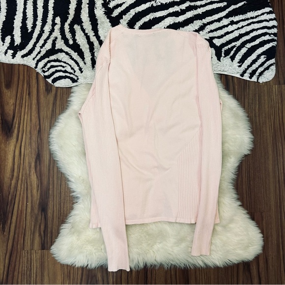 Saks Fifth Avenue Soft Girl Pink Cardigan Sweater Size Large Lots of Stretch - Picture 3 of 6